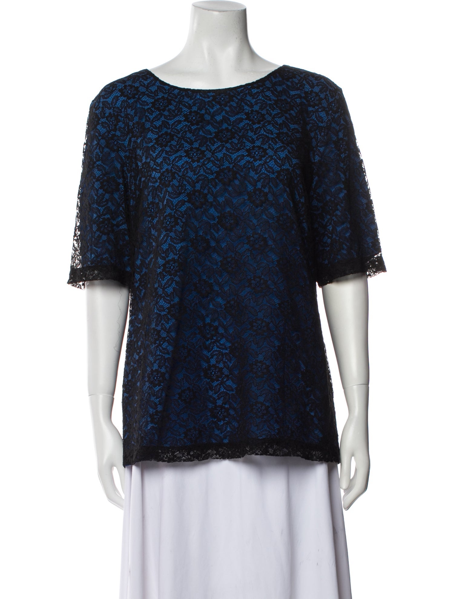 St. John Bateau Neckline Short Sleeve Blouse