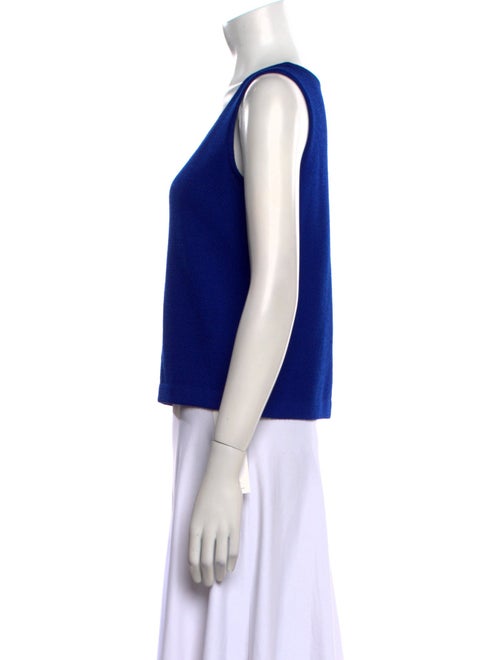 St. John Scoop Neck Sleeveless Top