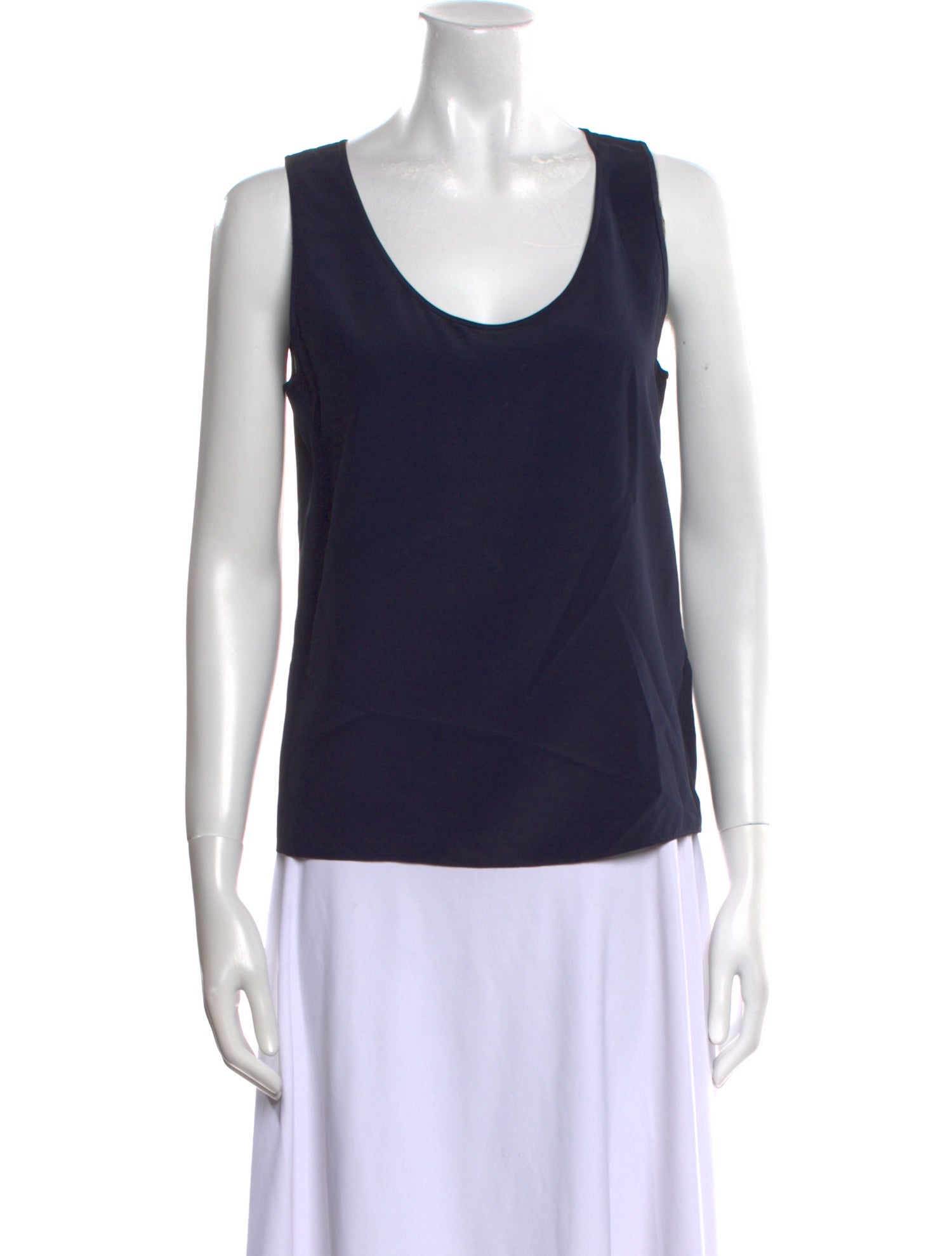 St. John Scoop Neck Sleeveless Top