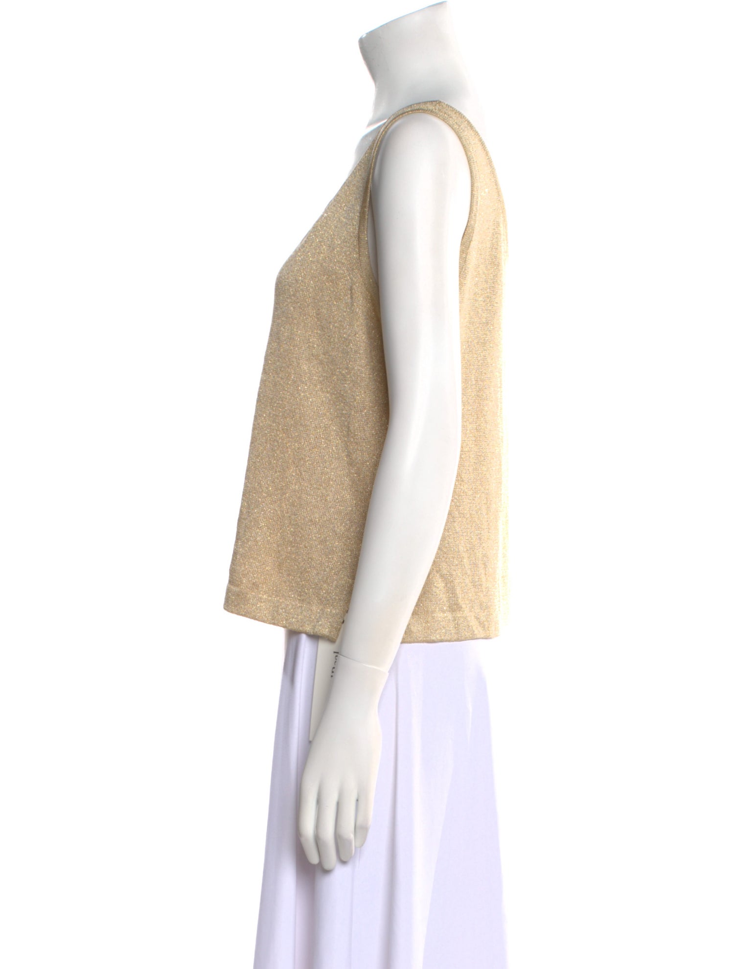 St. John Scoop Neck Sleeveless Crop Top