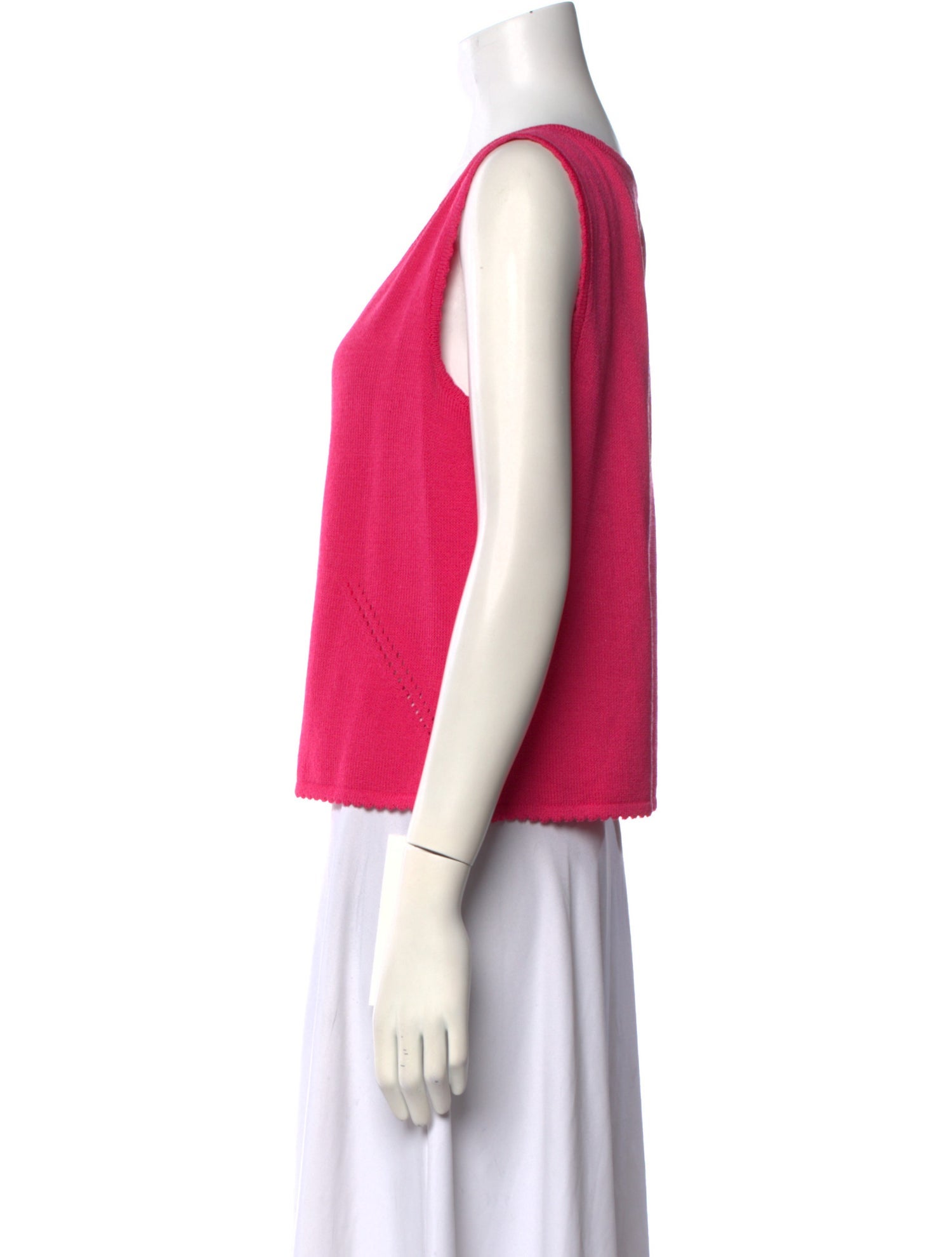 St. John V-Neck Sleeveless Top