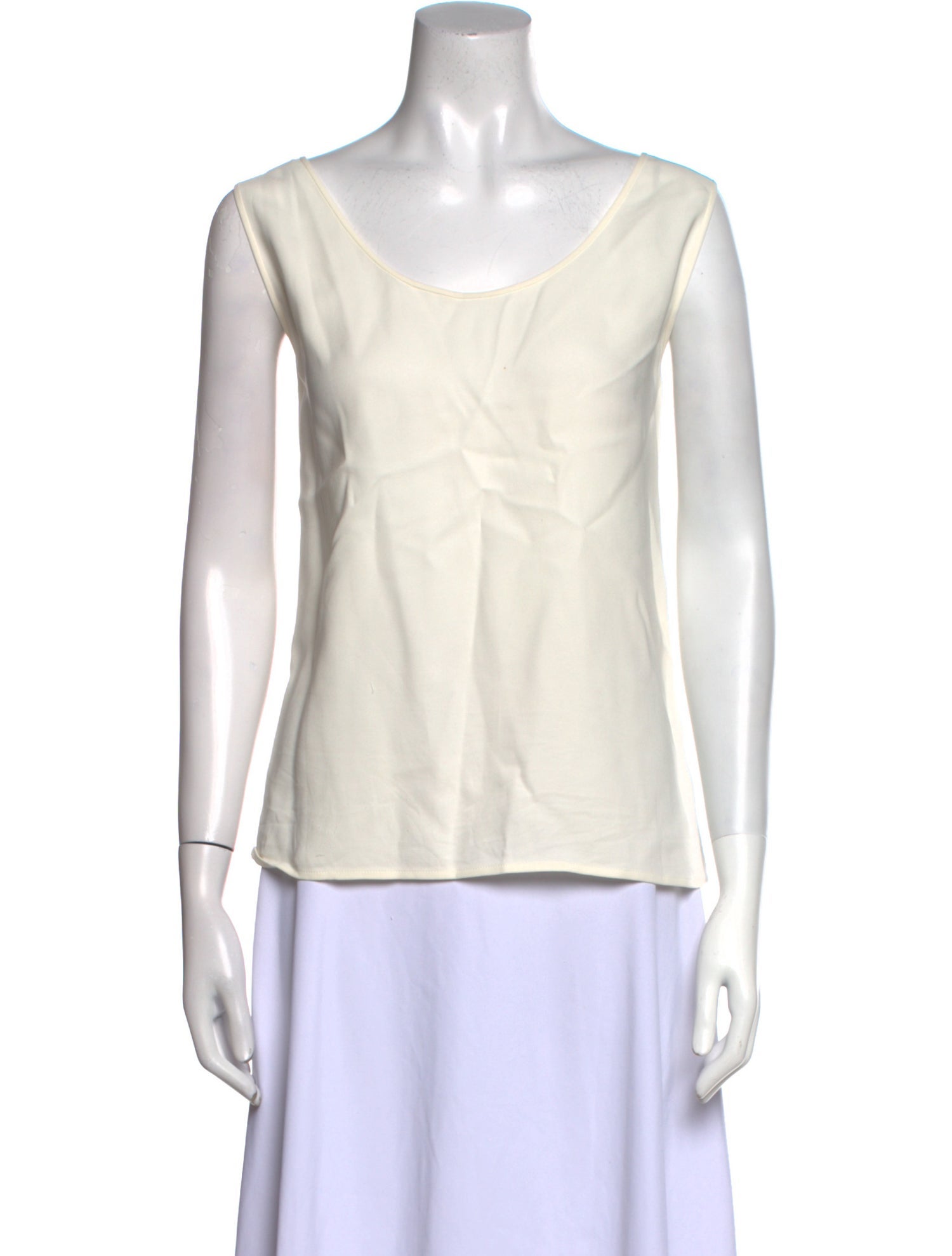 St. John Scoop Neck Sleeveless Top