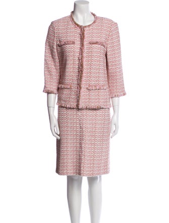 St. John Tweed Pattern Raw-Edge Trim Skirt Set