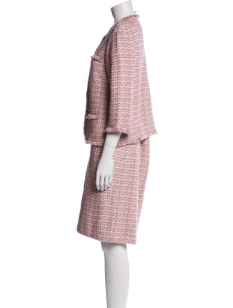 St. John Tweed Pattern Raw-Edge Trim Skirt Set