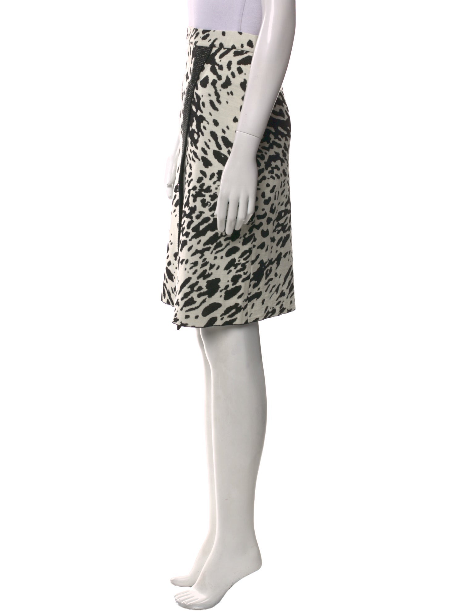St. John Animal Print Knee-Length Skirt