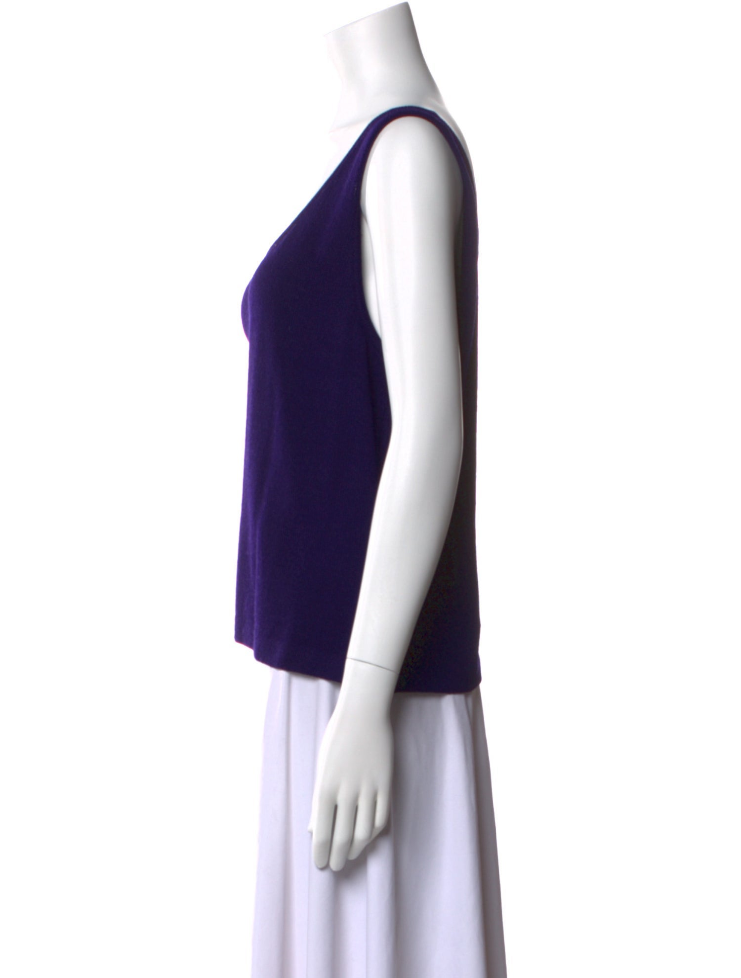 St. John Scoop Neck Sleeveless Top