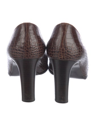 St. John Crocodile Pumps