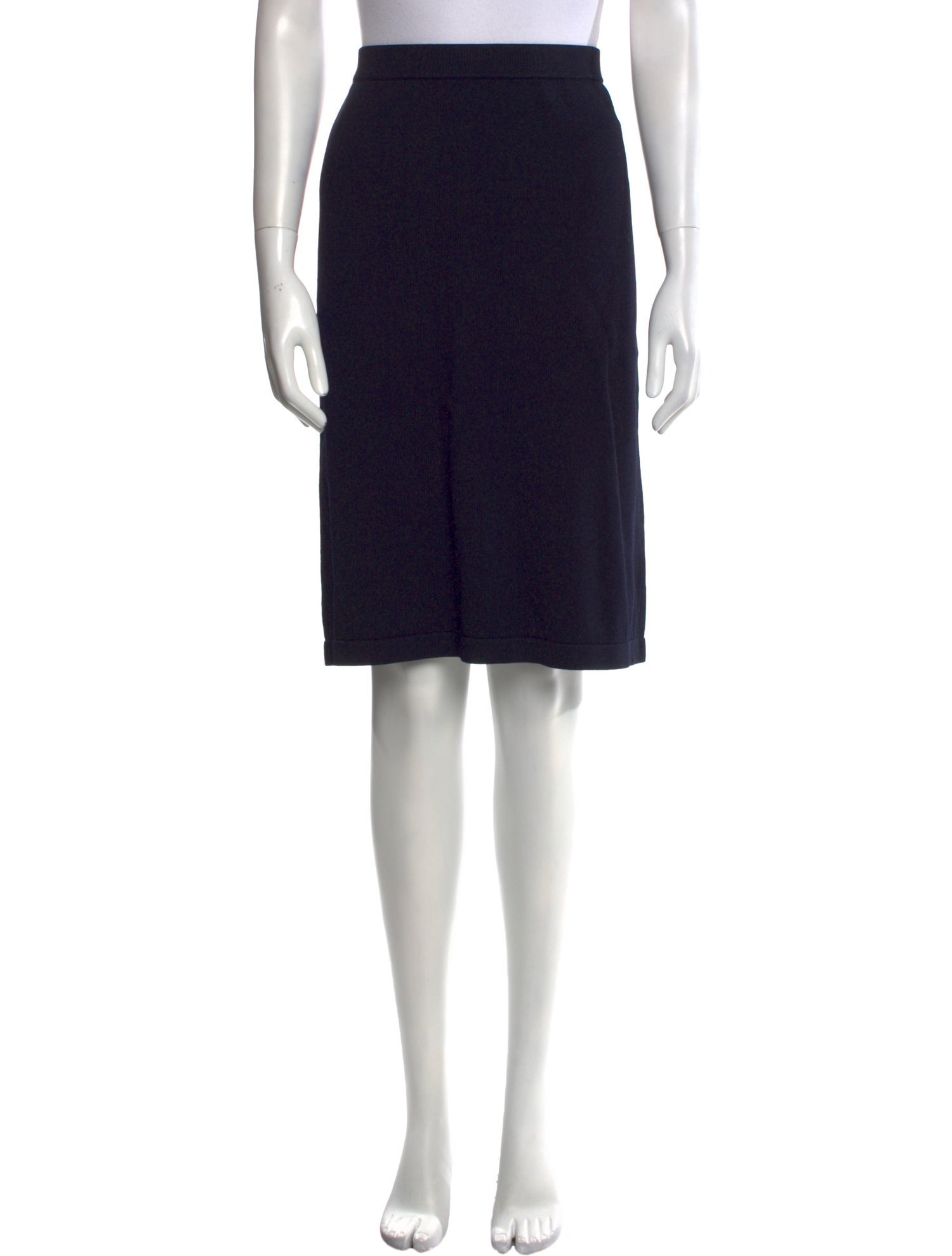 St. John Scalloped Accent Knee-Length Skirt