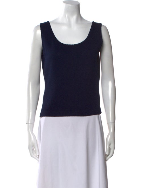 St. John Scoop Neck Sleeveless Top