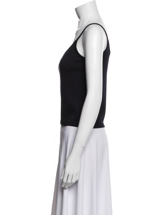 St. John V-Neck Sleeveless Top