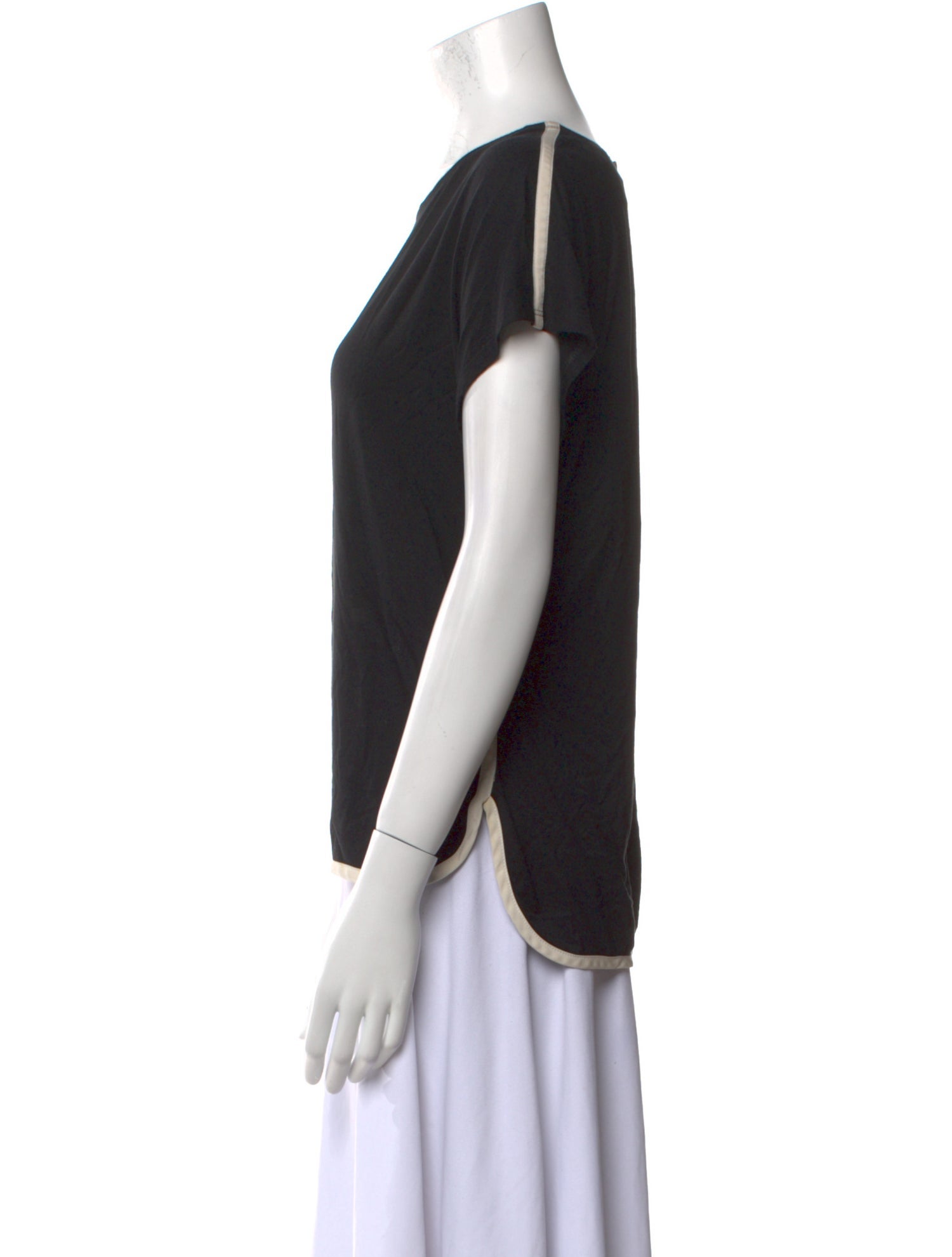 St. John Scoop Neck Short Sleeve T-Shirt