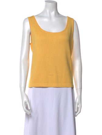 St. John Scoop Neck Sleeveless Top