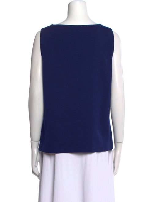 St. John Scoop Neck Sleeveless Top