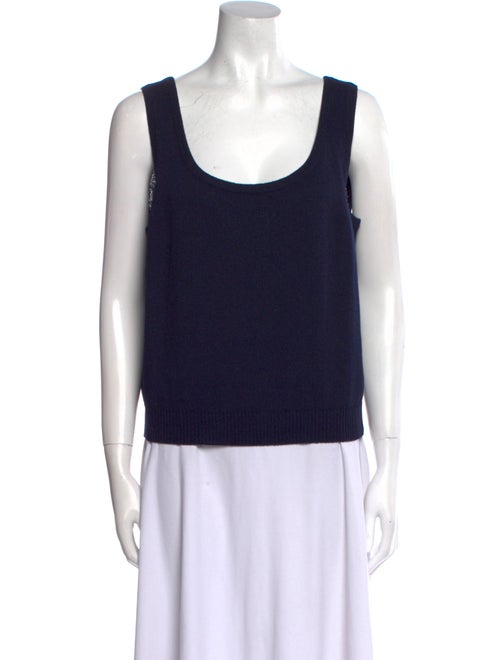 St. John Scoop Neck Sleeveless Top