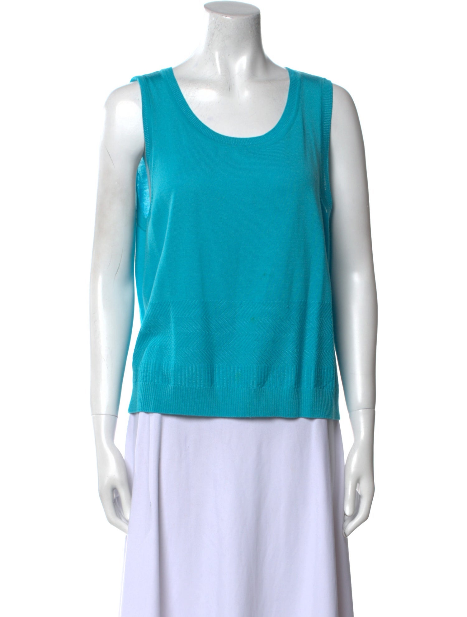 St. John Scoop Neck Sleeveless Top