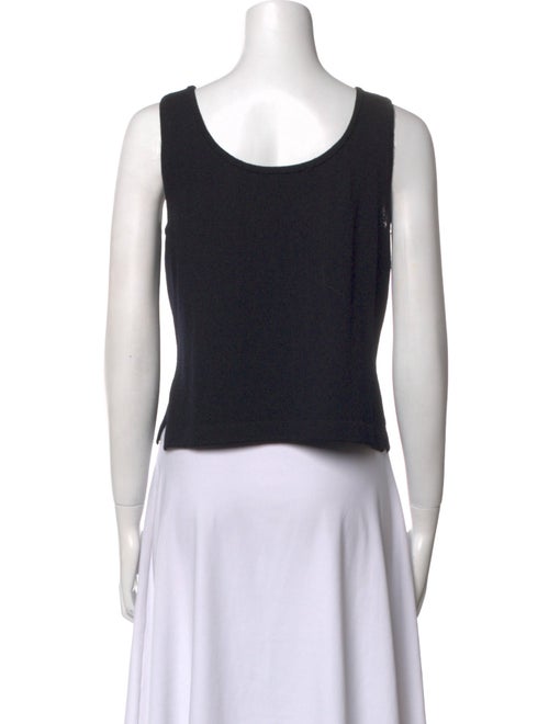 St. John Scoop Neck Sleeveless Crop Top