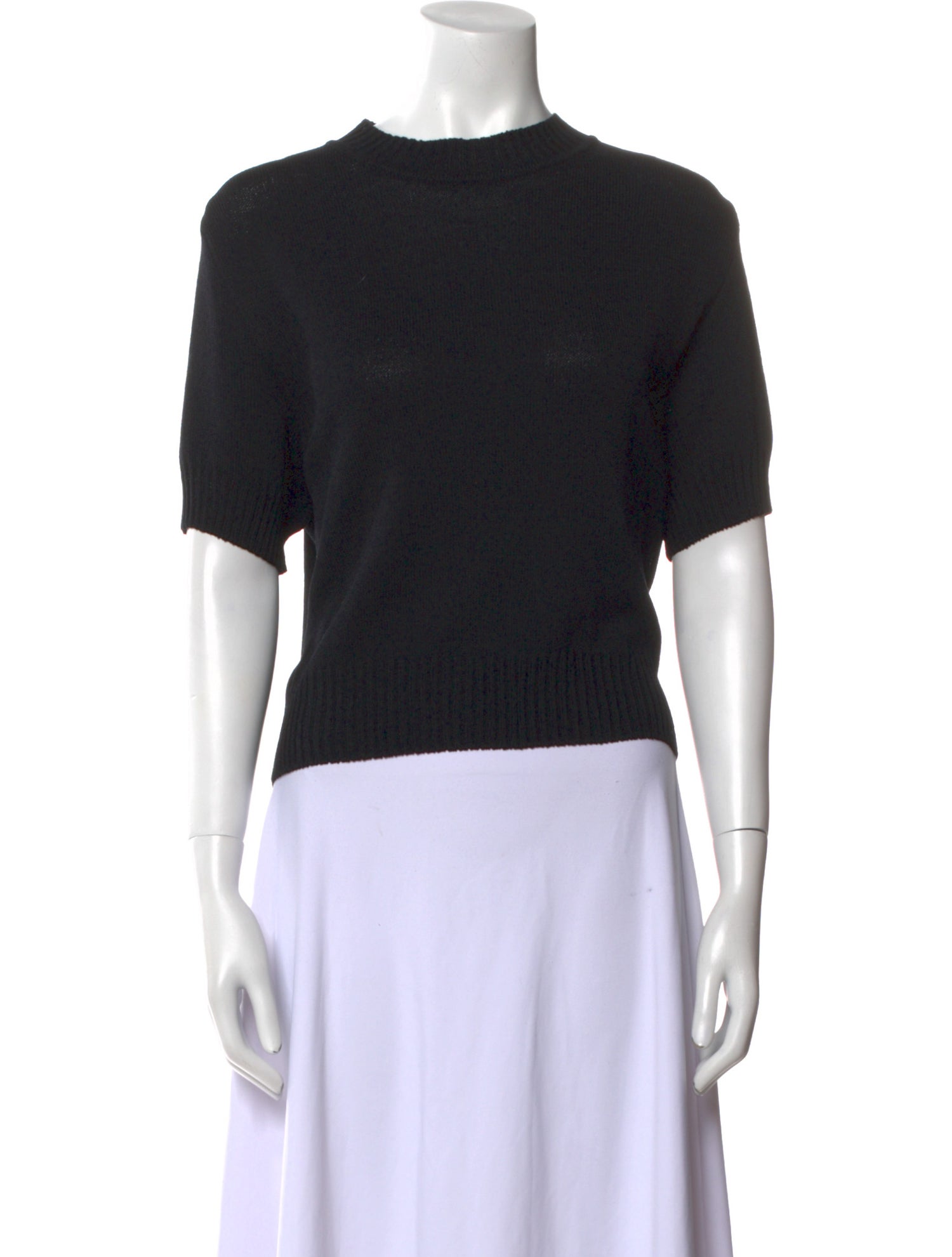 St. John Crew Neck Short Sleeve Top