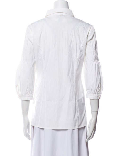 St. John Three-Quarter Sleeve Button-Up Top