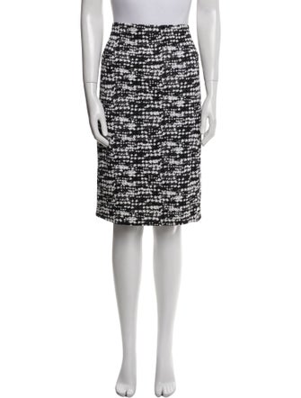 St. John Tweed Pattern Knee-Length Skirt