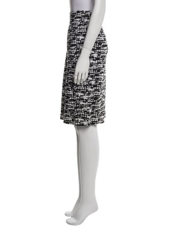 St. John Tweed Pattern Knee-Length Skirt