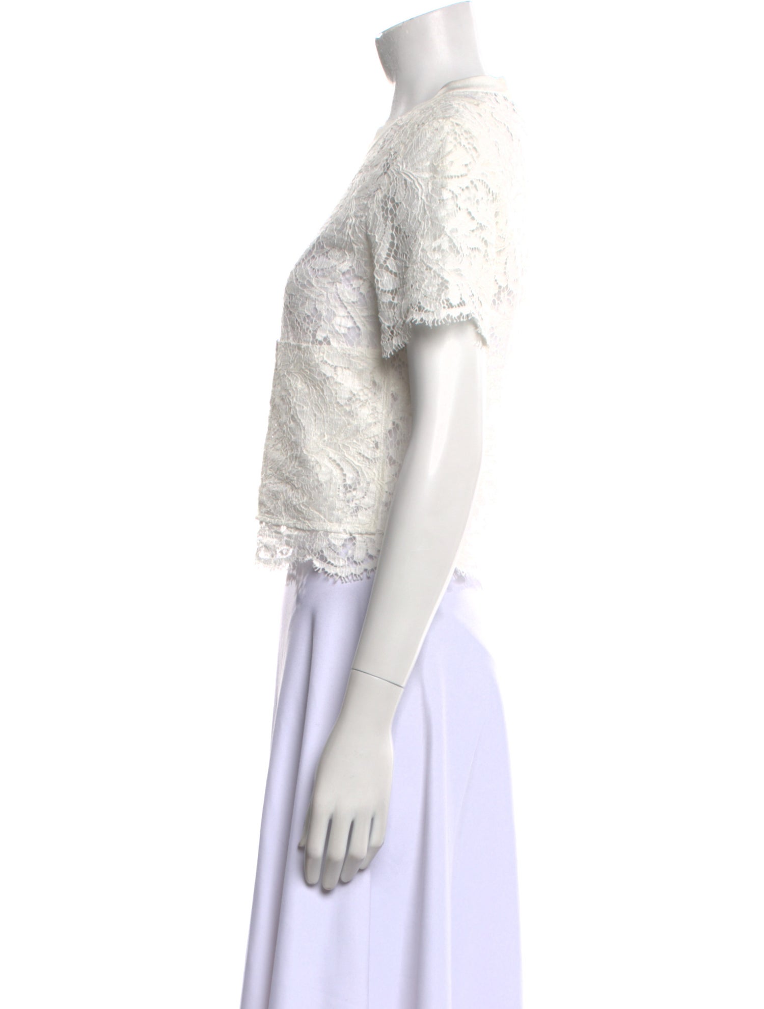 St. John Lace Pattern Crew Neck Crop Top