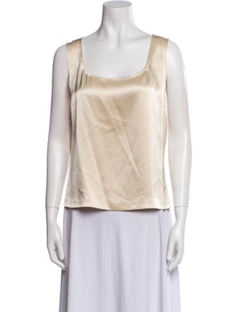 St. John Scoop Neck Sleeveless Top