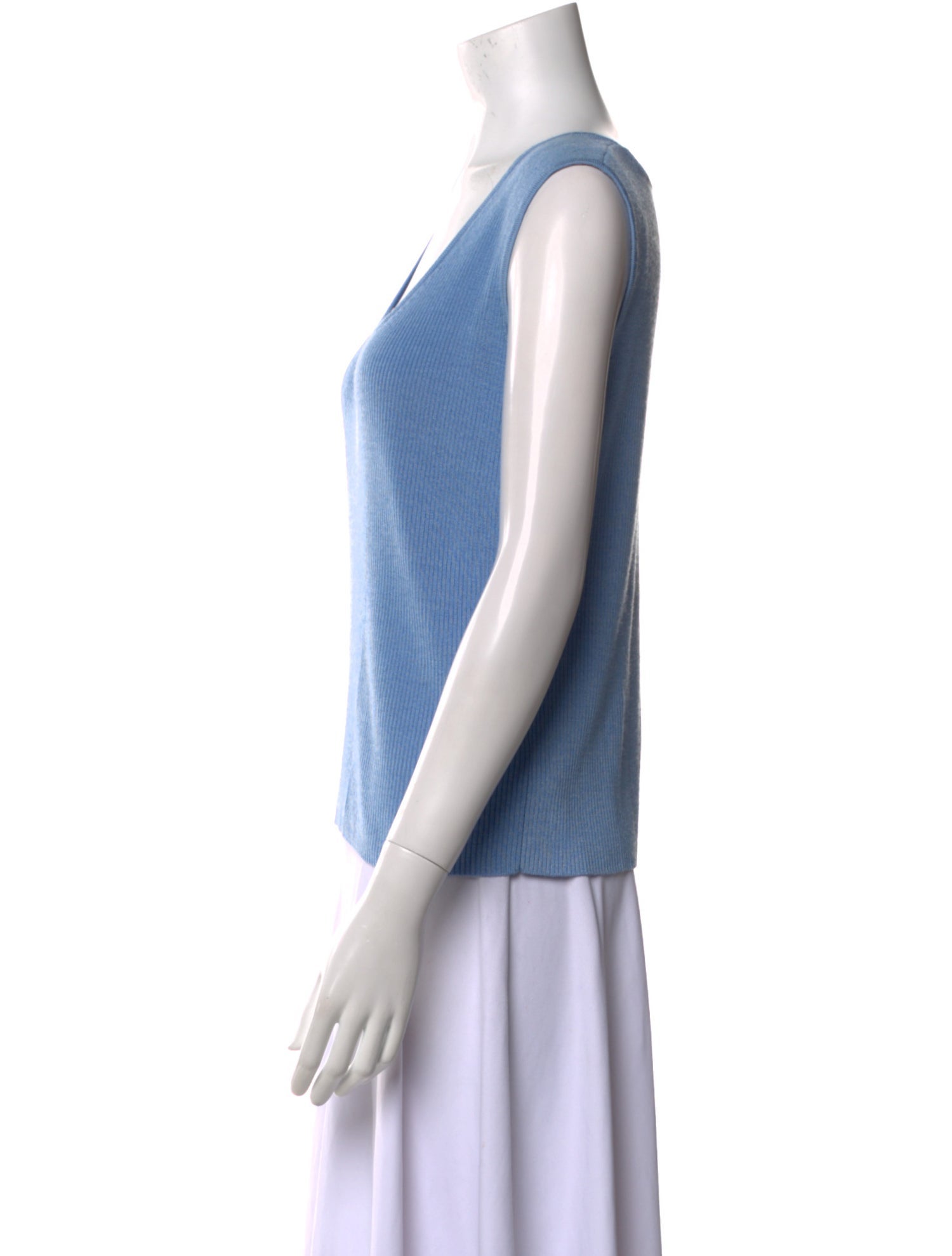 St. John Scoop Neck Sleeveless Top