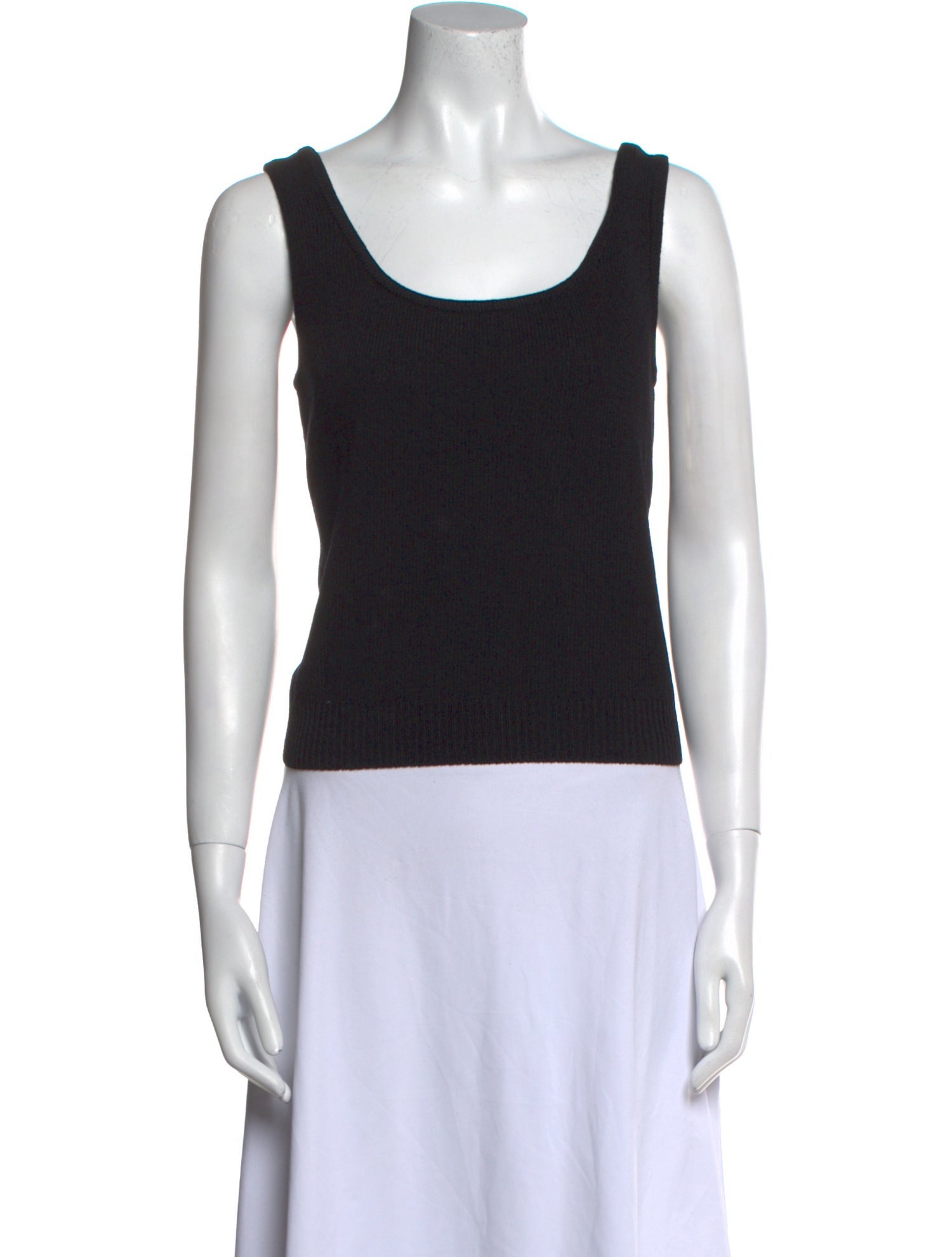 St. John Scoop Neck Sleeveless Top