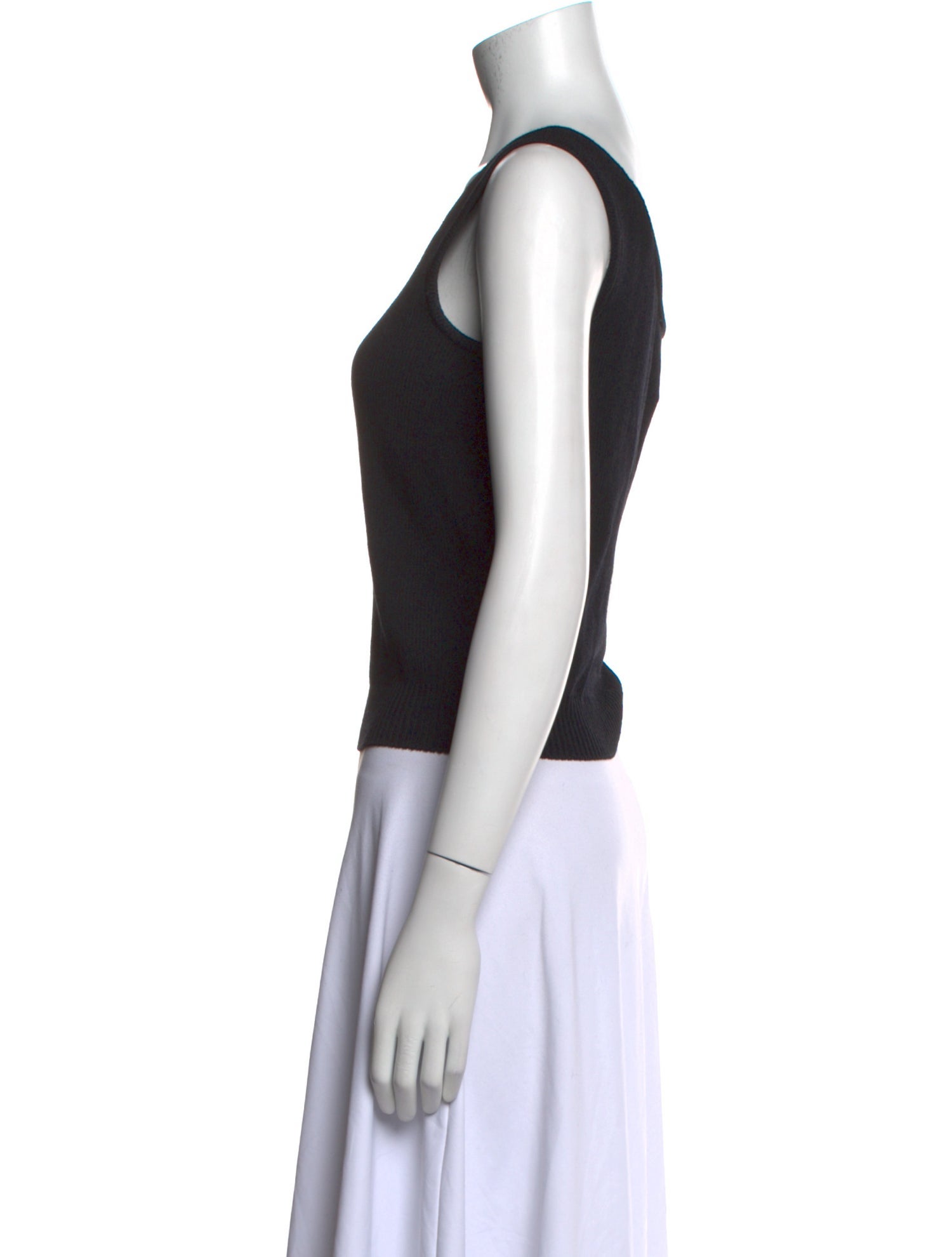 St. John Scoop Neck Sleeveless Top