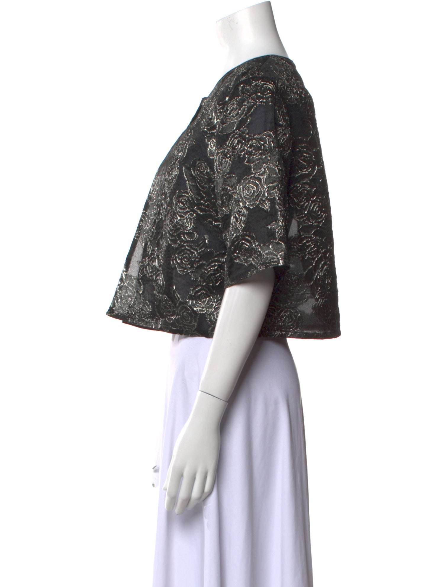 St. John Lace Pattern Crew Neck Crop Top