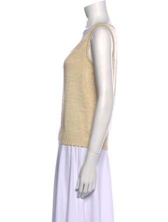 St. John Scoop Neck Sleeveless Top
