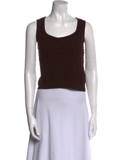 St. John Scoop Neck Sleeveless Crop Top
