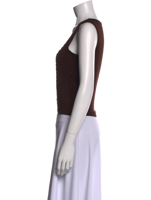 St. John Scoop Neck Sleeveless Crop Top