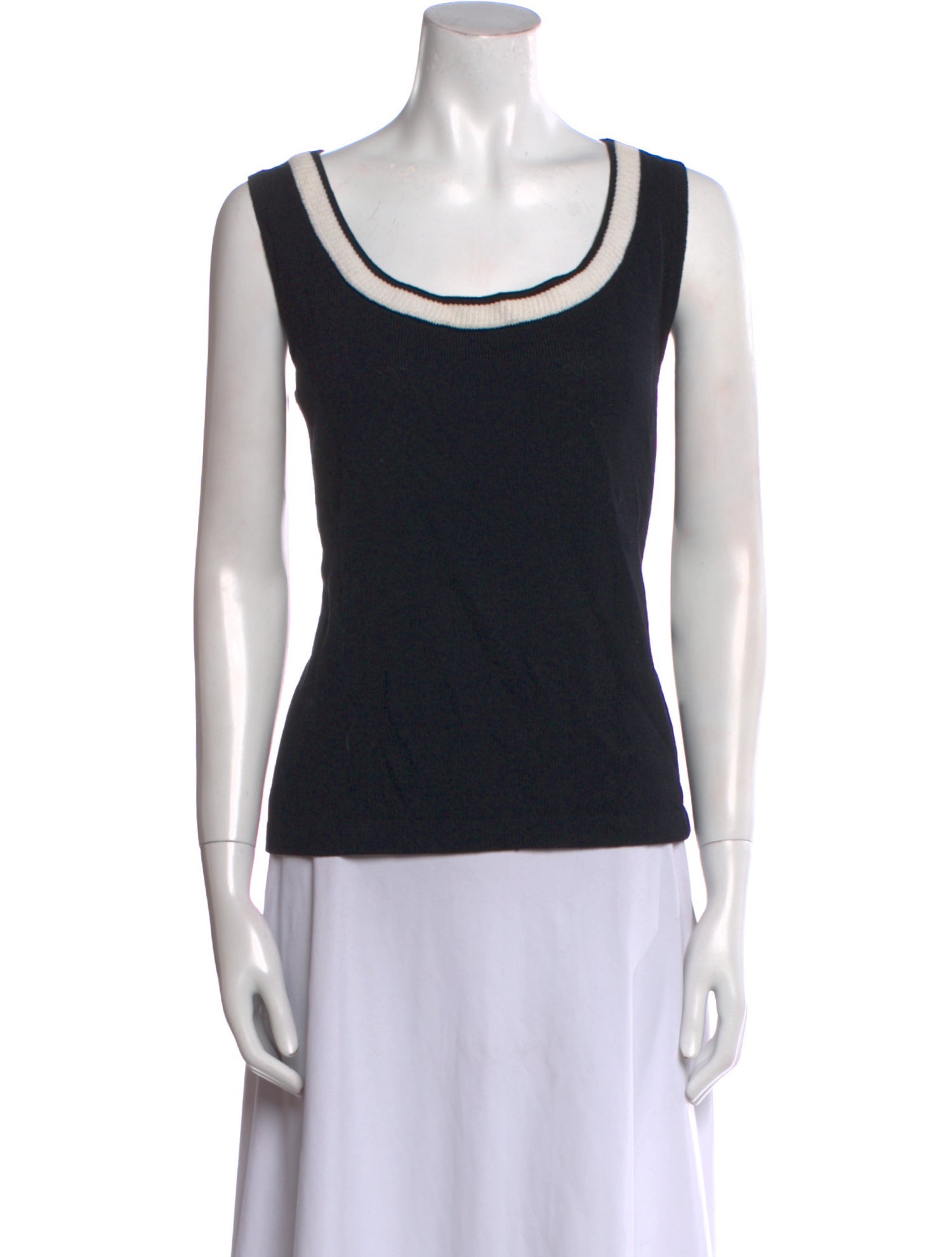 St. John Wool Scoop Neck Sweater