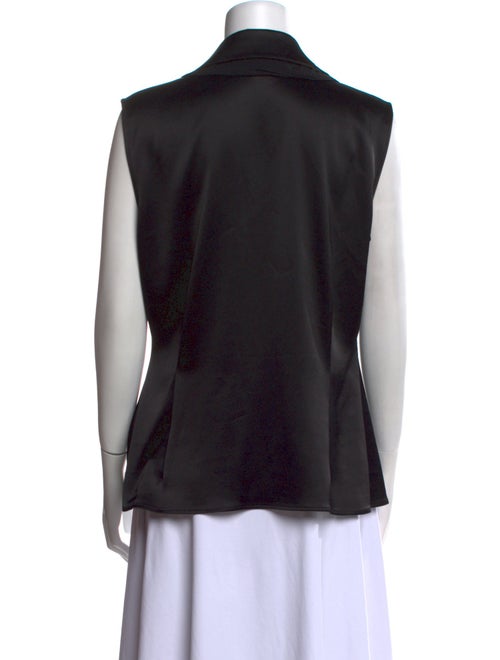 St. John V-Neck Sleeveless Blouse