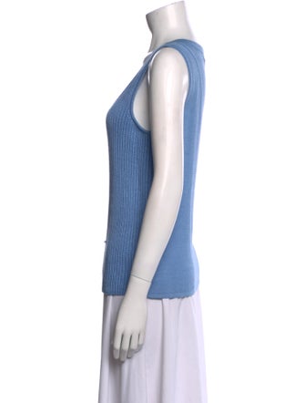 St. John Scoop Neck Sleeveless Top
