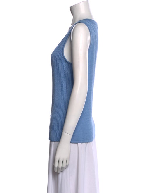 St. John Scoop Neck Sleeveless Top