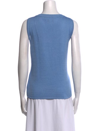 St. John Scoop Neck Sleeveless Top