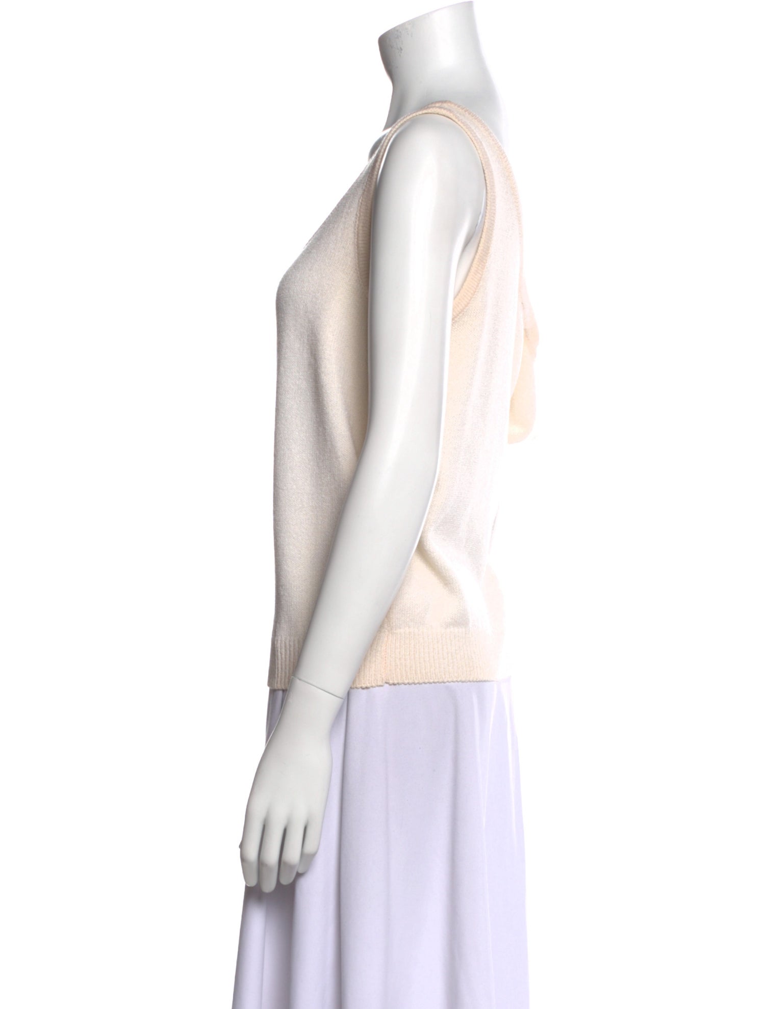 St. John Scoop Neck Sleeveless Top