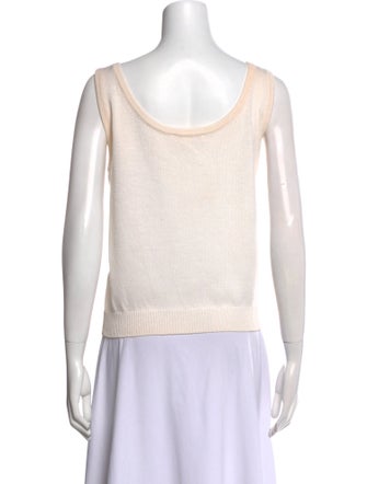 St. John Scoop Neck Sleeveless Top