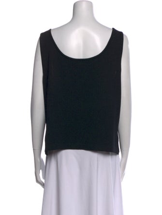 St. John Scoop Neck Sleeveless Top