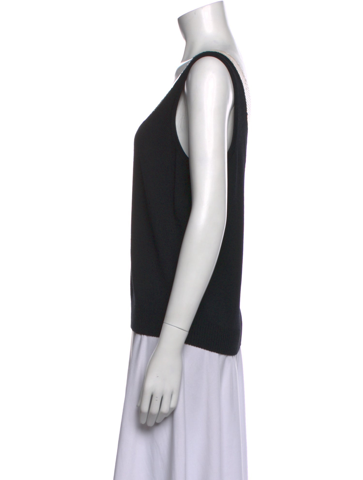 St. John Scoop Neck Sleeveless Top