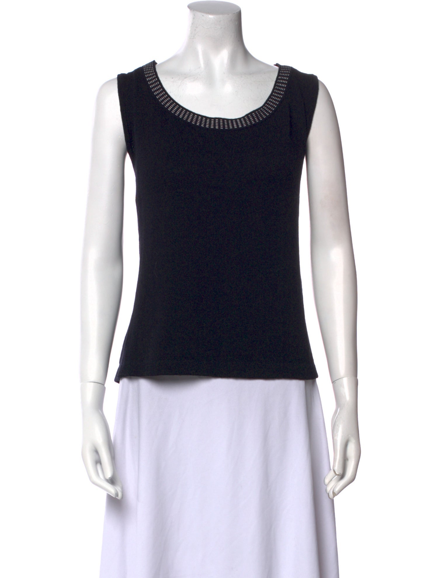 St. John Scoop Neck Sleeveless Top