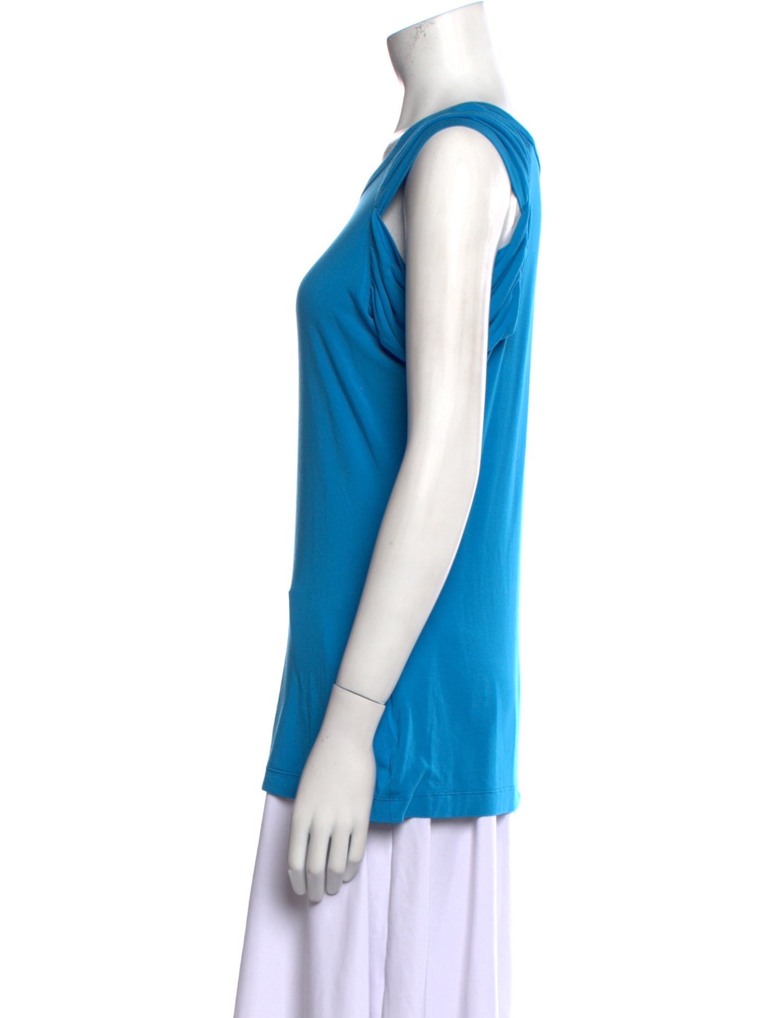 St. John Scoop Neck Sleeveless Top