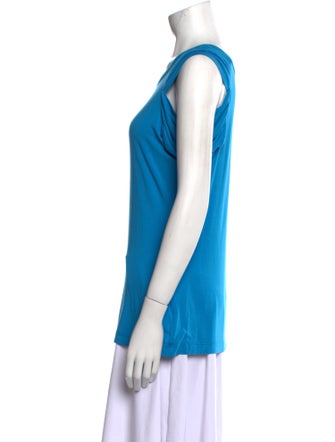 St. John Scoop Neck Sleeveless Top