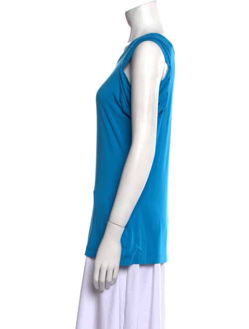 St. John Scoop Neck Sleeveless Top