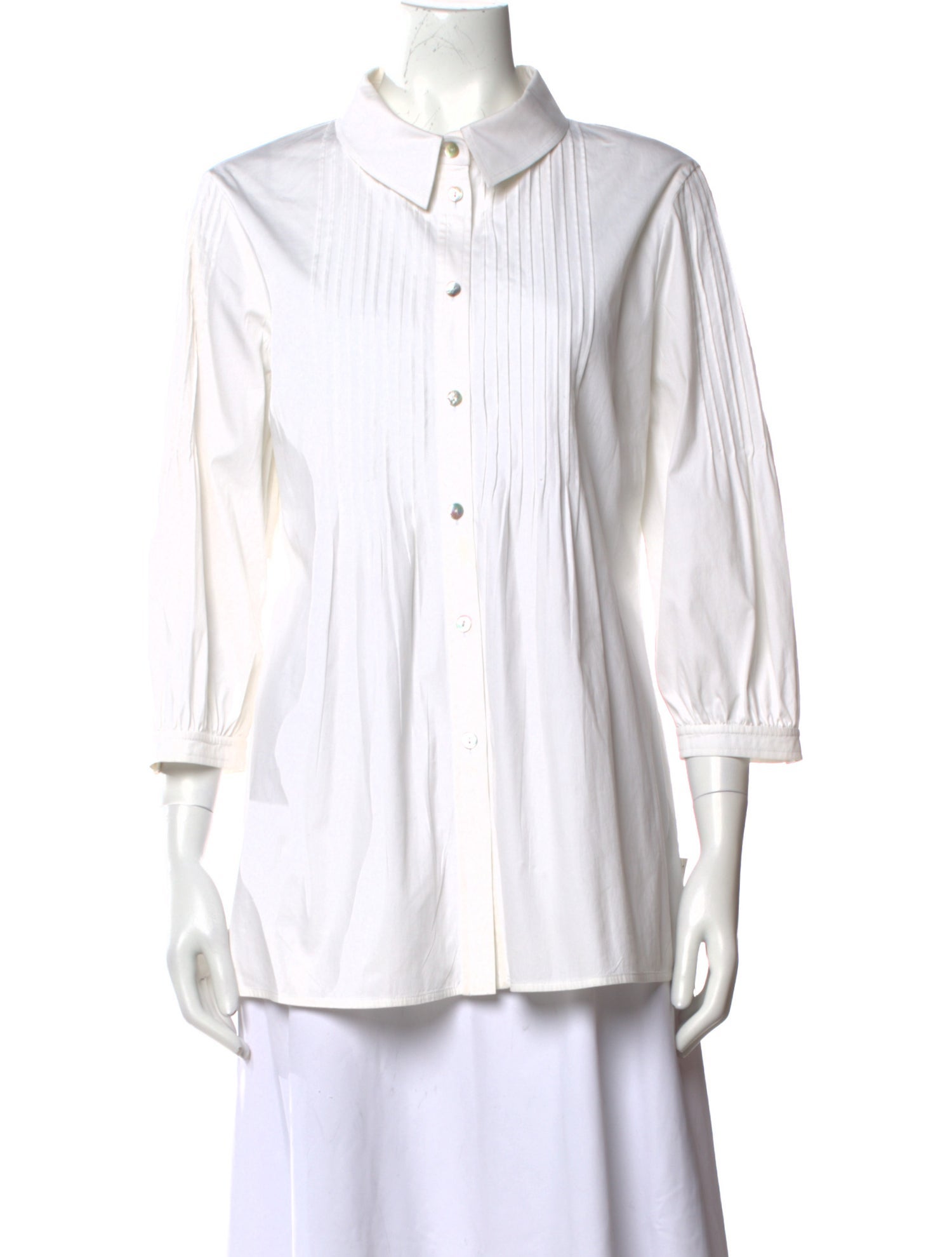 St. John Three-Quarter Sleeve Button-Up Top