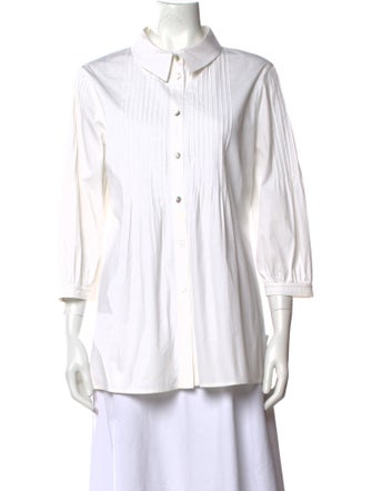 St. John Three-Quarter Sleeve Button-Up Top