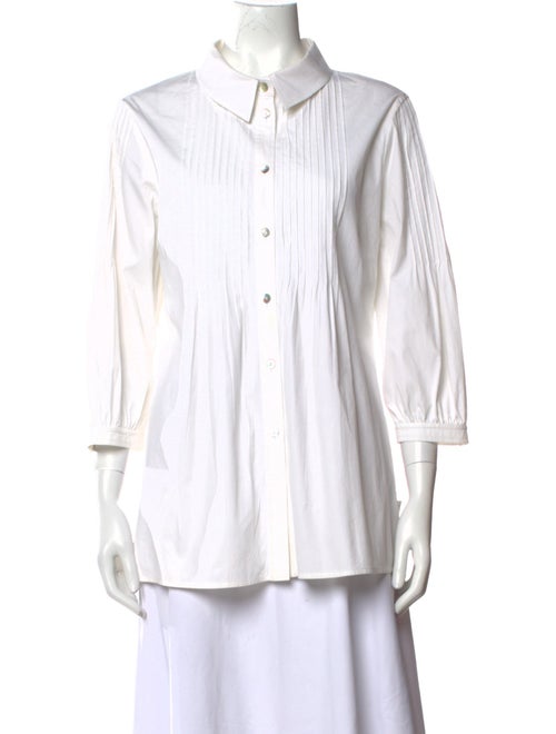 St. John Three-Quarter Sleeve Button-Up Top