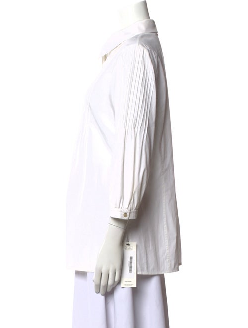 St. John Three-Quarter Sleeve Button-Up Top